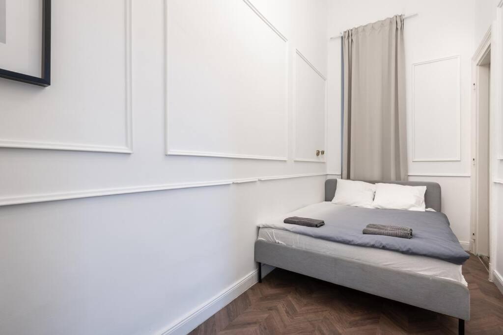 Stylish Apartment In The City Center ブダペスト エクステリア 写真